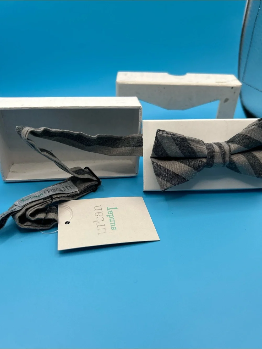 Cutest Gray Striped kids Bow Tie New!